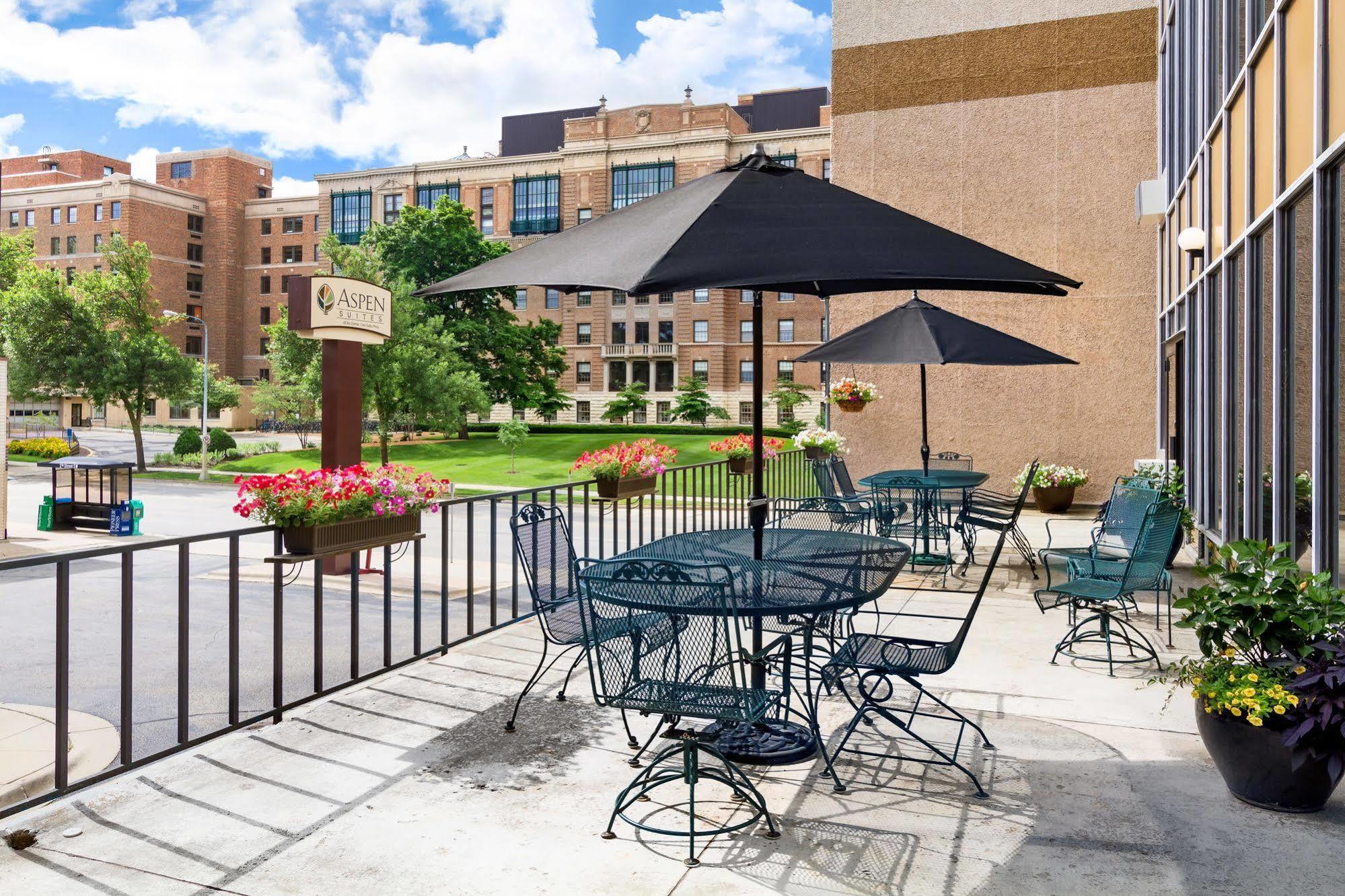 Aspen Select Hotell Rochester Eksteriør bilde